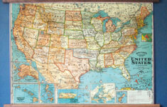 USA Vintage Classroom Pulldown Map Vintage Maps Map Decor Map